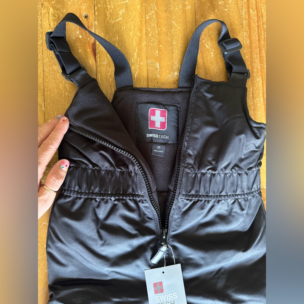 Snow suit NWT - Picture 2 of 3
